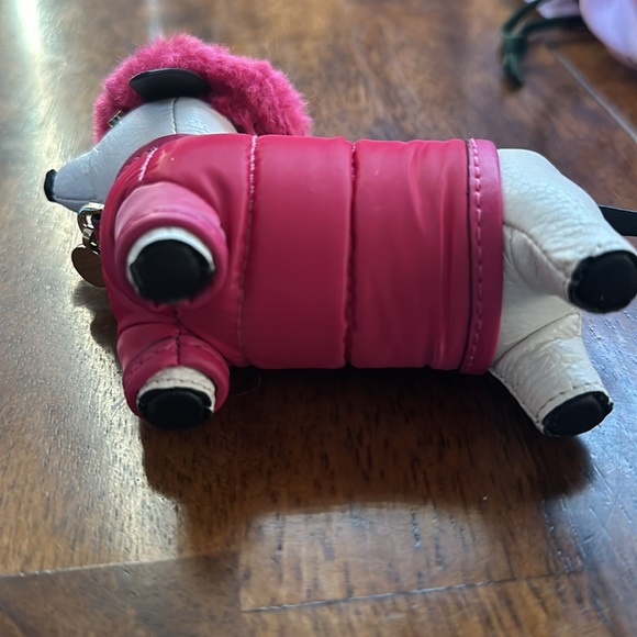 Kate Spade Claude Festive Dog Key Chain - Picture 6 of 7